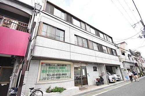 大阪府摂津市正雀本町１丁目 築37年9ヶ月 3階建