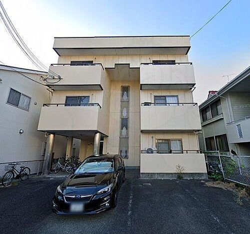 大阪府吹田市青葉丘北 築32年8ヶ月 3階建