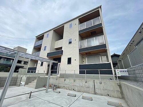 大阪府堺市堺区南三国ヶ丘町１丁 賃貸アパート