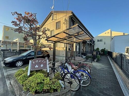 大阪府堺市北区長曽根町 テラスハウス