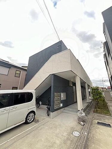 大阪府堺市西区浜寺石津町東５丁 2階建 築8年10ヶ月