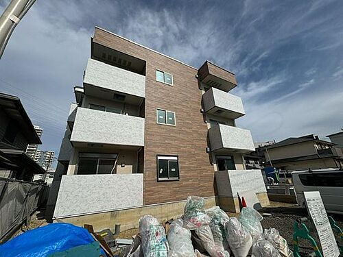 大阪府堺市東区白鷺町１丁 3階建 築1年10ヶ月