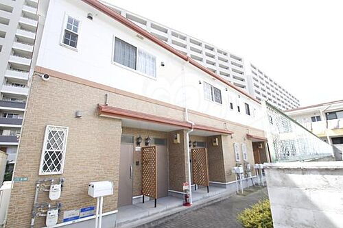 大阪府堺市堺区中三国ヶ丘町１丁 築19年9ヶ月 2階建