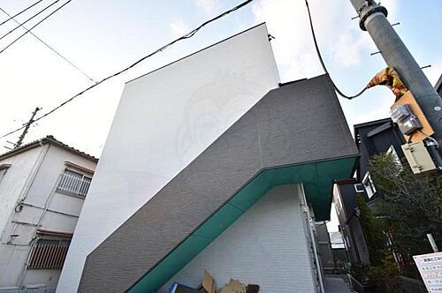 大阪府堺市堺区香ヶ丘町３丁 賃貸アパート