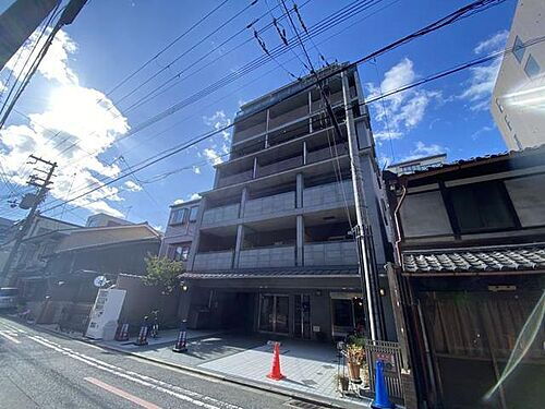 ベラジオ富小路 7階建