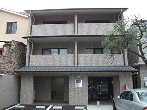 コモンズ御所南 3階建