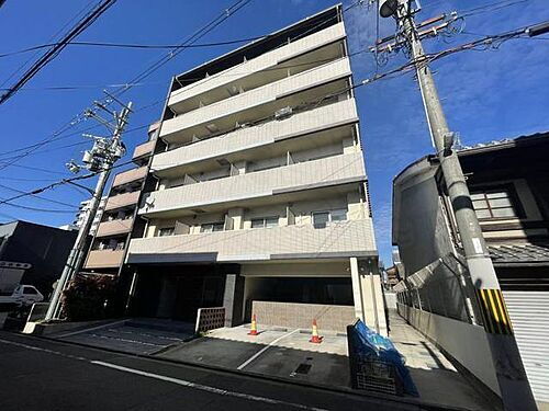 京都府京都市下京区塩小路通黒門東入坊門中之町 築13年3ヶ月 6階建