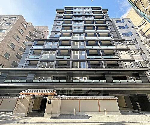 京都府京都市中京区室町通御池下る円福寺町 地上11階地下1階建 築1年