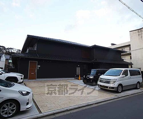 京都府京都市北区衣笠西馬場町 築4年2ヶ月 2階建