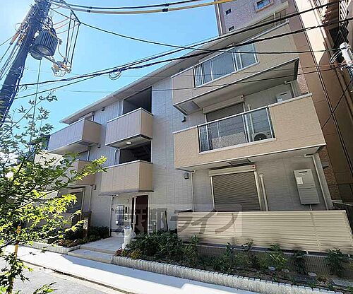 京都府京都市中京区西ノ京南聖町 築1年5ヶ月 3階建