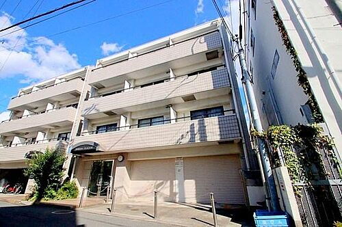 大阪府吹田市日の出町 築32年8ヶ月 4階建