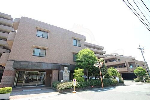 大阪府吹田市出口町 築27年11ヶ月 7階建