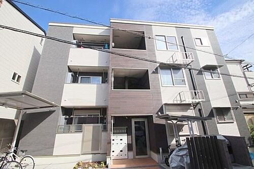 大阪府吹田市内本町３丁目 築4年11ヶ月 3階建