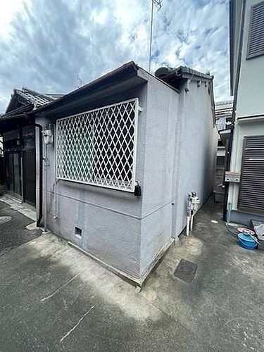 大阪府摂津市千里丘２丁目 築90年12ヶ月 平屋建て