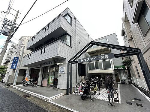 兵庫県神戸市東灘区御影中町１丁目 3階建 築33年10ヶ月