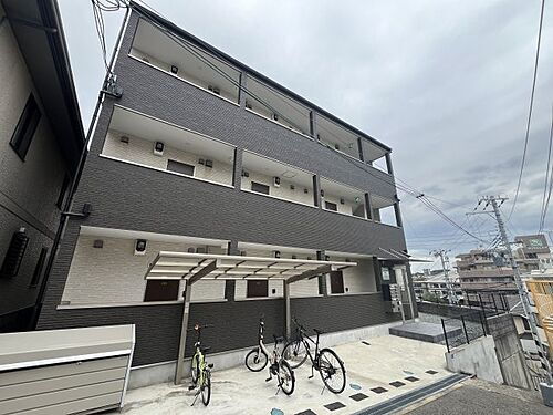 兵庫県神戸市長田区前原町１丁目 築4年6ヶ月 3階建