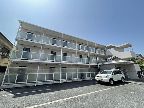 兵庫県尼崎市東難波町３丁目 3階建 築27年1ヶ月