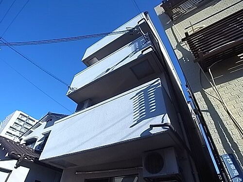 兵庫県神戸市中央区国香通６丁目 4階建 築26年3ヶ月
