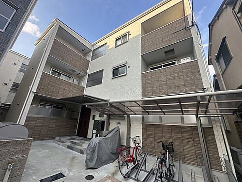 兵庫県尼崎市神田中通８丁目 3階建 築4年6ヶ月