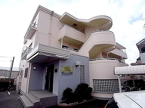 兵庫県伊丹市桜ケ丘４丁目 築31年2ヶ月 4階建