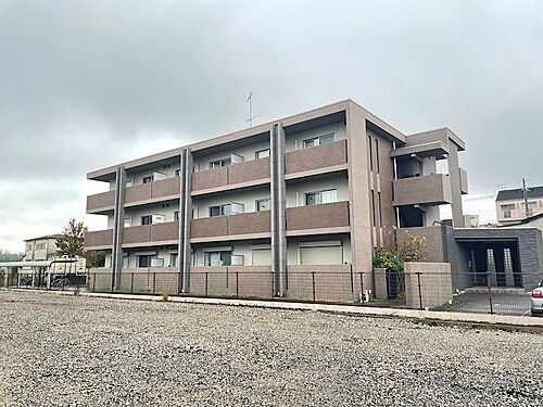 京都府京田辺市三山木直田 3階建 築12年9ヶ月