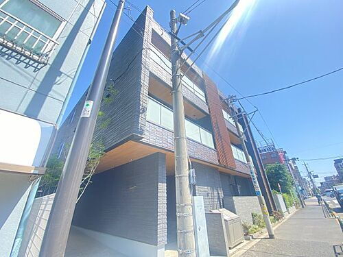 ディアコート西新井 3階建