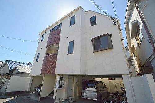 兵庫県西宮市南甲子園２丁目 賃貸マンション