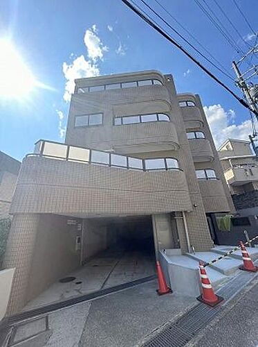 ロイヤルメゾン甲陽園２ 地上3階地下1階建
