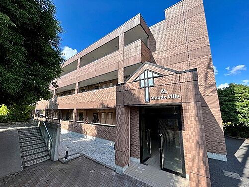 埼玉県川口市大字源左衛門新田 3階建 築19年8ヶ月