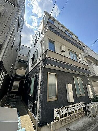 東京都北区昭和町１丁目 3階建 築12年10ヶ月
