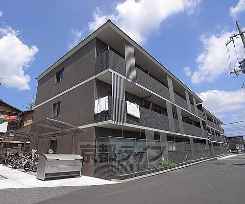 京都府京都市伏見区横大路貴船 築10年1ヶ月 3階建