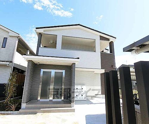 京都府京都市伏見区羽束師菱川町 2階建 築2年8ヶ月