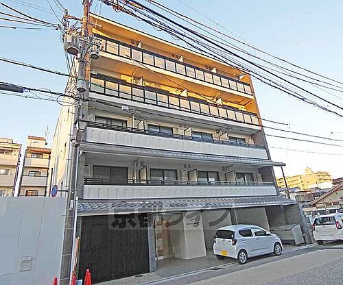 京都府京都市伏見区車町 築5年2ヶ月 5階建