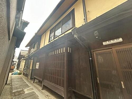 京都府京都市下京区仏光寺通油小路東入木賊山町 2階建 築61年11ヶ月