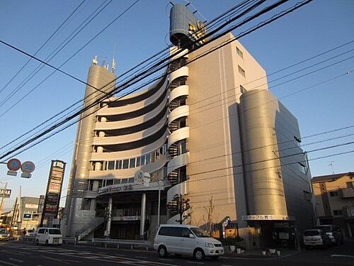 大阪府岸和田市上野町東 8階建 築35年2ヶ月
