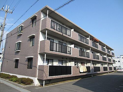大阪府岸和田市中井町１丁目 3階建