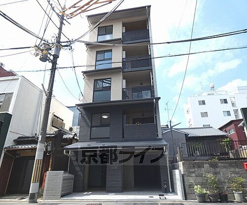 京都府京都市上京区上長者町通千本西入五番町 築1年未満 5階建