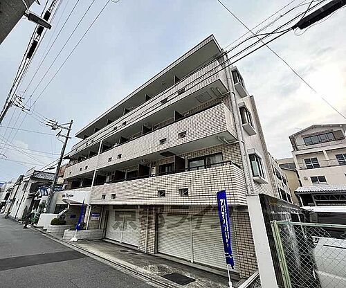 京都府京都市右京区松原通春日東入西院西高田町 築39年 4階建