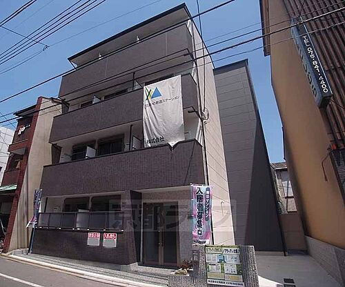 京都府京都市右京区太秦安井松本町 4階建 築10年8ヶ月