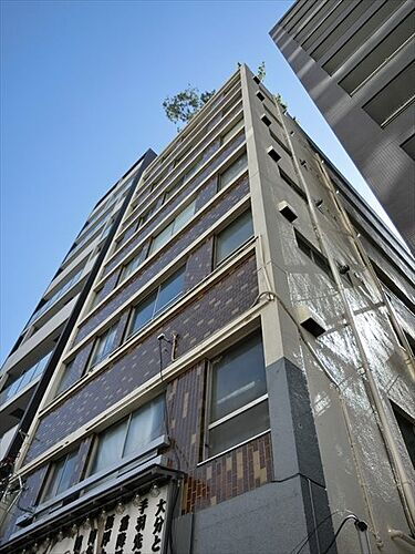 東京都荒川区南千住５丁目 8階建 築47年8ヶ月