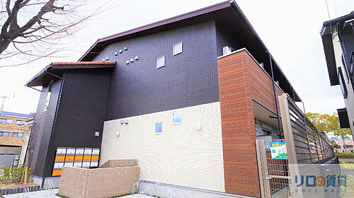 兵庫県伊丹市荒牧４丁目 賃貸アパート