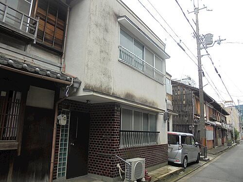 滋賀県大津市長等２丁目 賃貸一戸建て