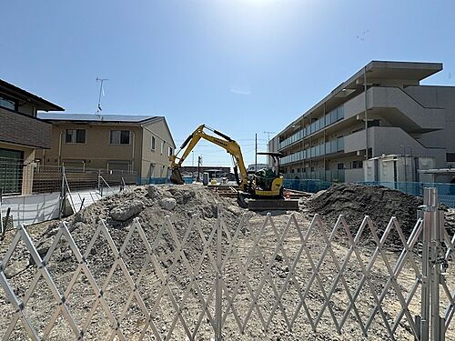 ラクーン堅田 3階建