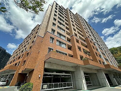 大阪府吹田市山田東３丁目 賃貸マンション