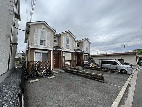 大阪府寝屋川市打上元町 テラスハウス