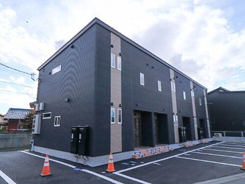 栃木県小山市若木町３丁目 2階建 築1年未満