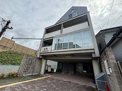 京都府宇治市六地蔵札ノ辻町 4階建 築9年6ヶ月