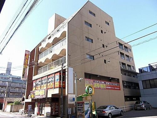 愛知県名古屋市千種区内山３丁目 6階建 築49年2ヶ月