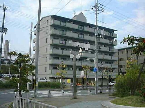 奈良県奈良市佐保台西町 7階建 築28年6ヶ月
