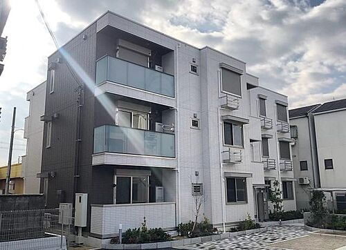 大阪府東大阪市南荘町 3階建 築5年1ヶ月